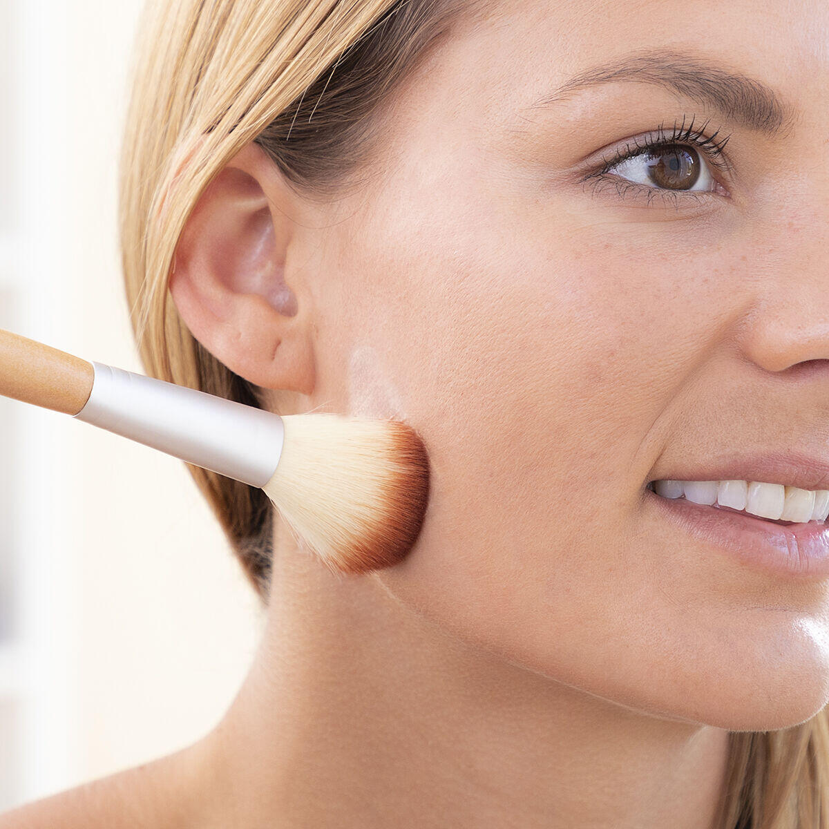 InviLift - Parches Efecto Lifting Inmediato